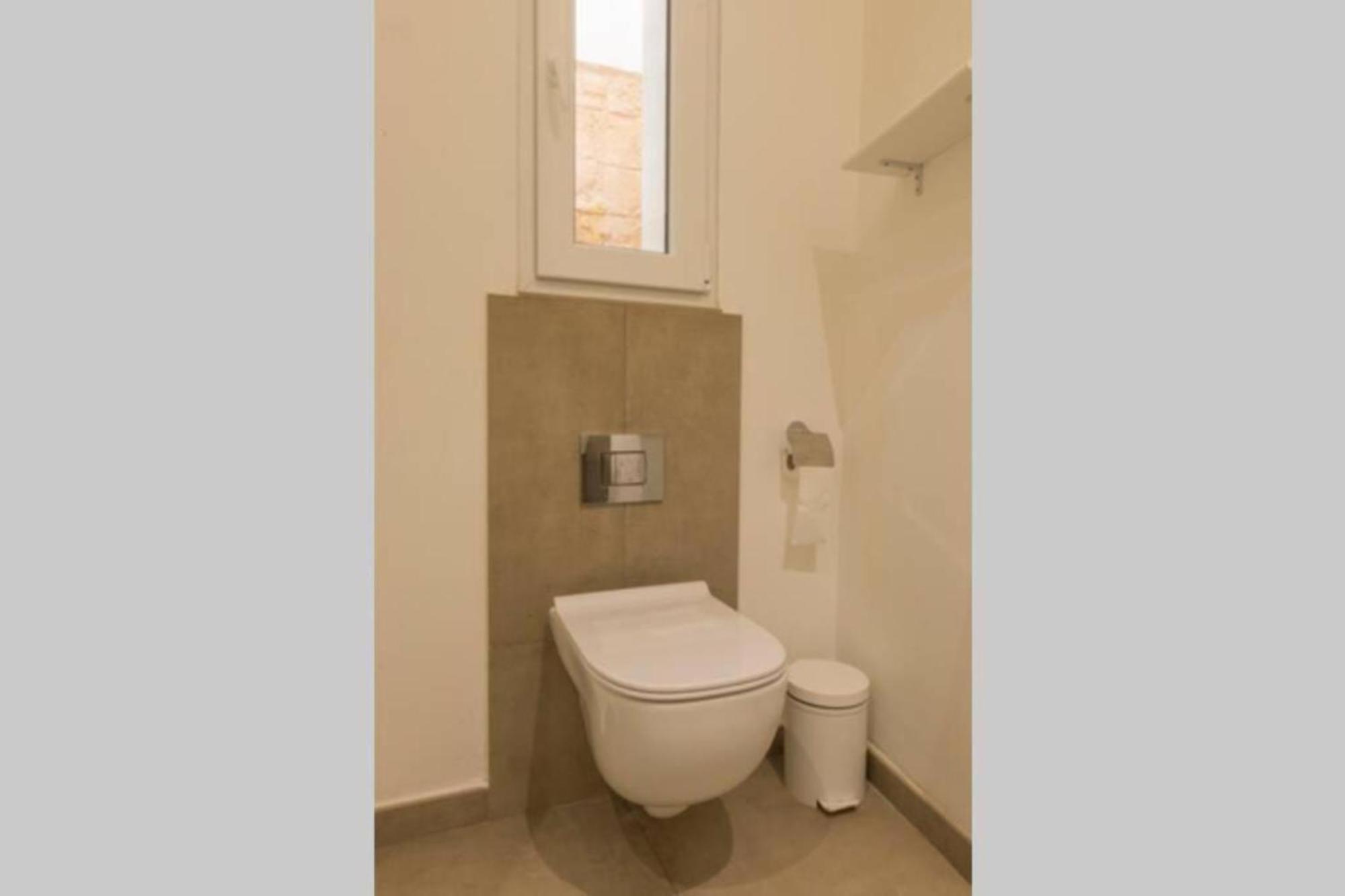 Authentic Gf Apartment With Terrace At The 3 Cities Marina Cospicua Екстер'єр фото