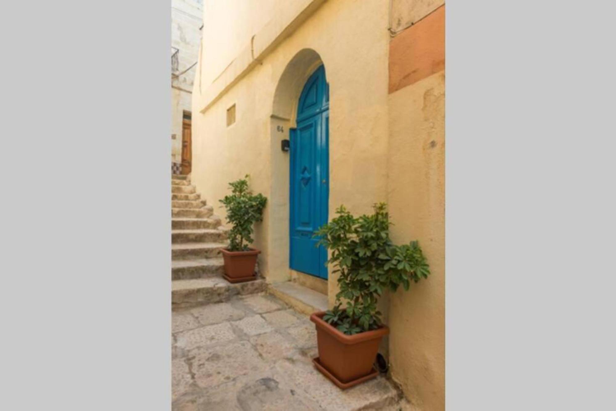 Authentic Gf Apartment With Terrace At The 3 Cities Marina Cospicua Екстер'єр фото